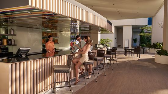 Aqua Eatery Bar