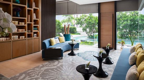 Breeze Spa - Reception Lounge with Pool View