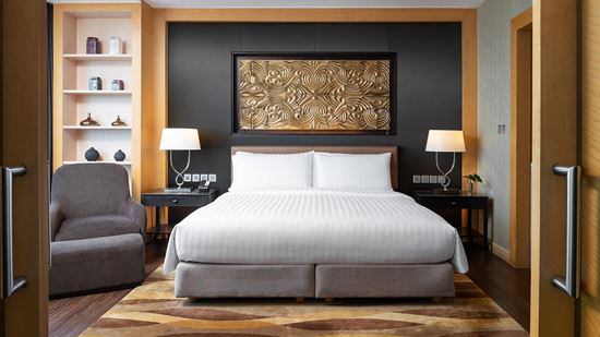 Club One Bedroom Executive Suite