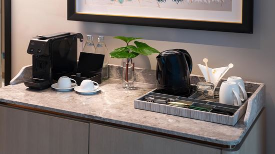 Club Premier - Coffee Machine and Electric Kettle