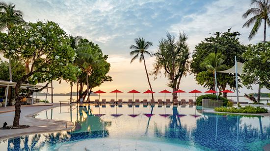 Beach Wing Pool
