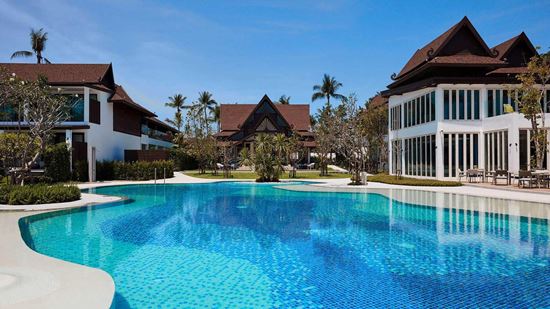 Beach Wing swimming pool