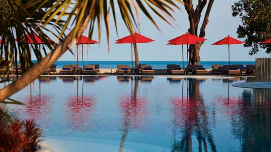 Details at Beach Wing swimming pool