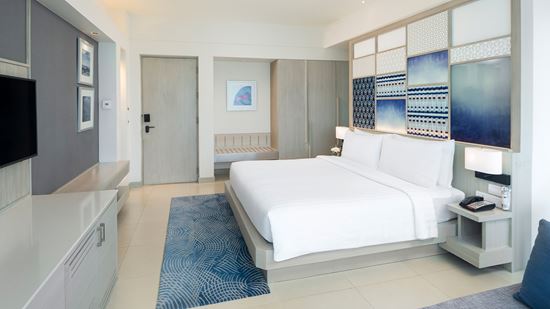Deluxe Pool View - Bedroom